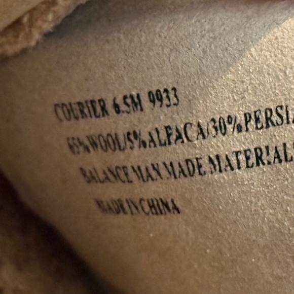 Women’s OTBT Courier Wool Alpaca Sneakers Casual Athletic Tan Beige- Size 6.5 - Picture 12 of 12